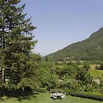 Country house Chateau De *