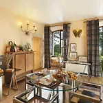 Chateau De Country house