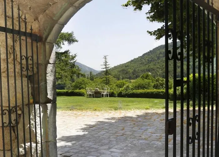 Chateau De Hétvégi ház *